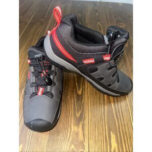 KEEN Kids' Targhee Low Waterproof Hiking Shoes in a grey (magnet) and red color